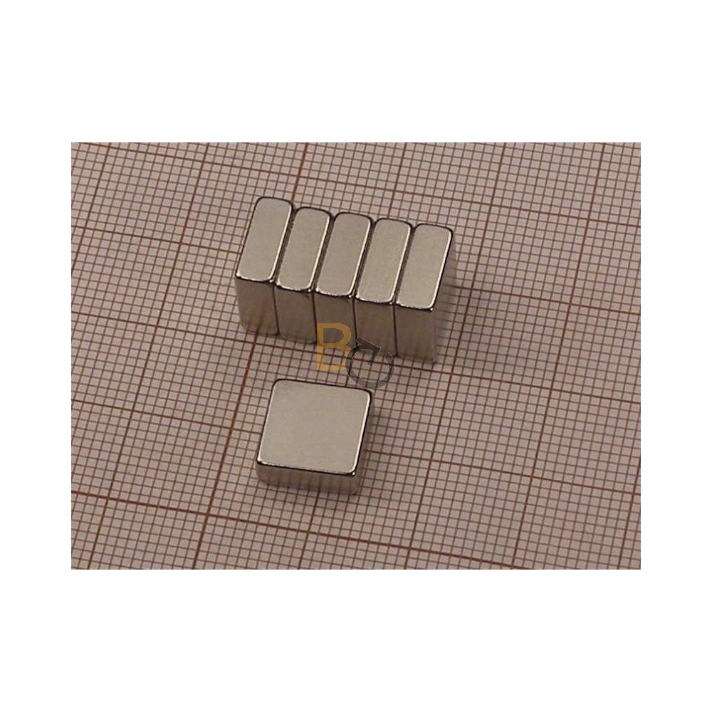 Magnes neodymowy do tablic szklanych Naga i Nobo 10x10x4 mm