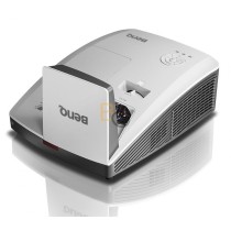 Projektor ultra krótkoogniskowy BenQ MW853UST+