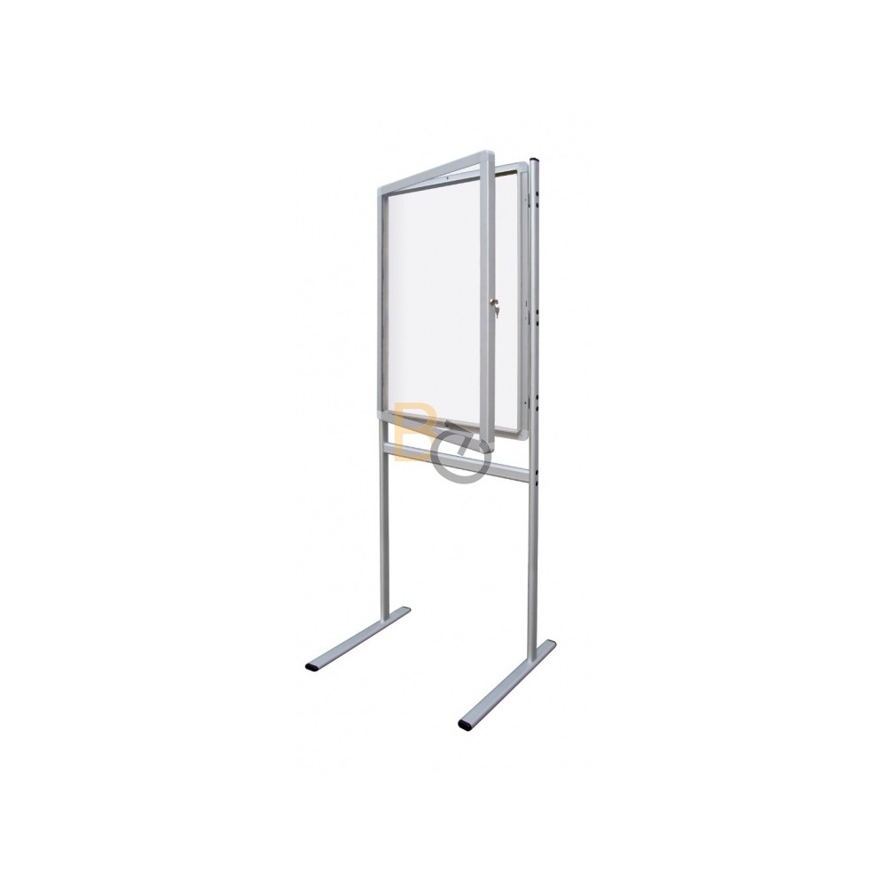 Gablota zewnętrzna 2x3 na stojaku model 1 wodoszczelna 9×A4 - tekstylna